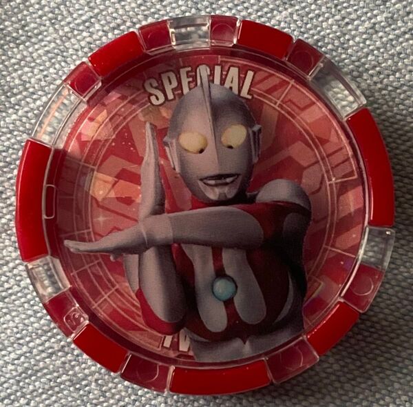 ウルトラマンゼット/ウルトラマンZ 限定ウルトラメダル スペシャルメダル ゼットライザーと連動!