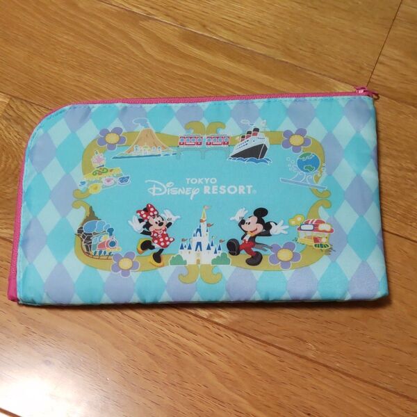 非売品 ディズニー ×meiji コラボポーチ