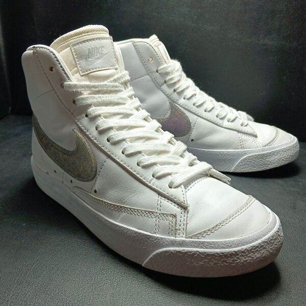 ナイキ 23.5cm Nike Blazer Mid ’77 Essential ホワイトレザー DH4399-101