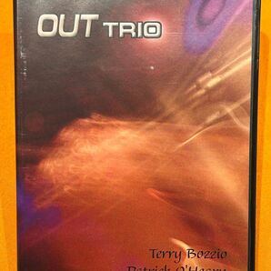 OUT Trio アウト・トリオ - Terry Bozzio / Alex Machacek / Patrick O Hearn