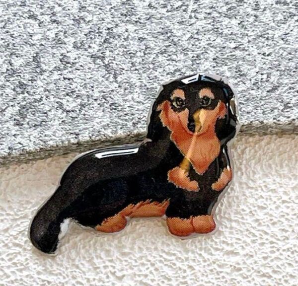 ミニチュアダックスフンド 犬 わんちゃん ブローチ チャーム レジン プレゼント
