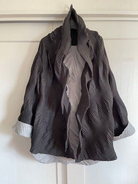 新品 上質プリーツ中綿コート F