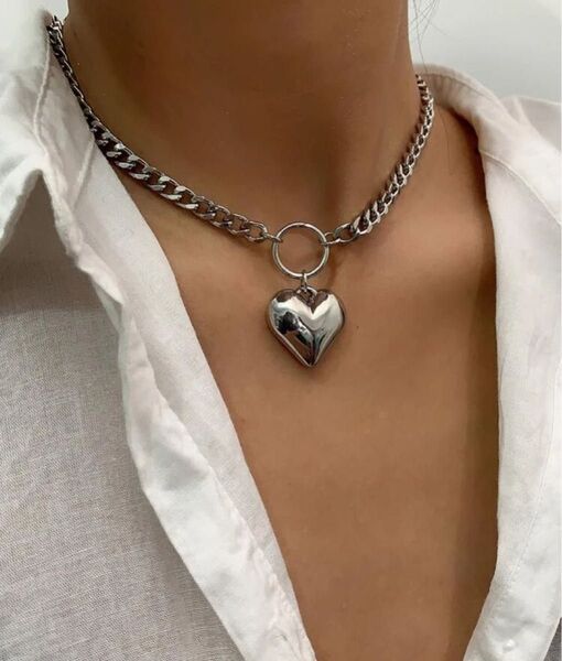 【新品未使用】shein ハートチャーム チェーンネックレス レディース アクセサリー ペンダント