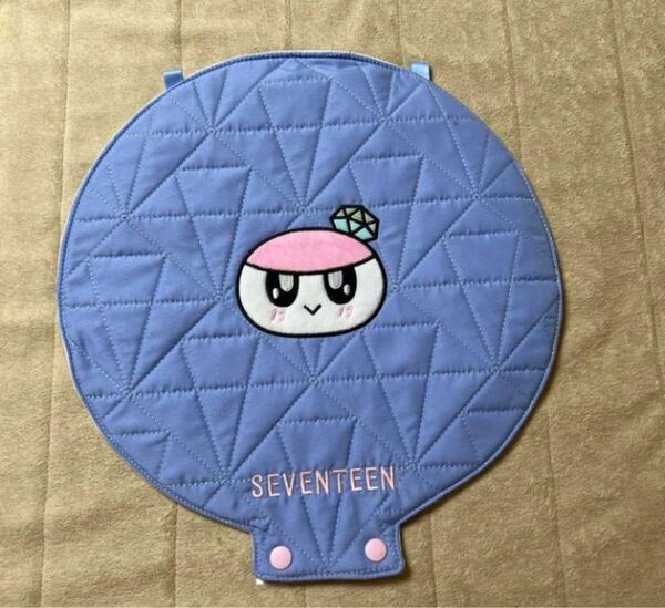 seventeen ボンボンイ うちわケース