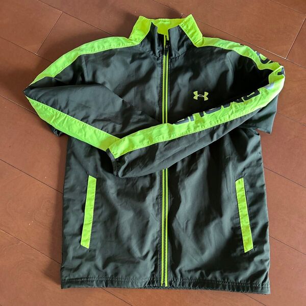 Under Armour フルジップジャケット 緑