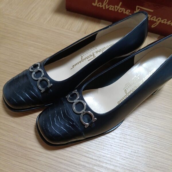 Ferragamo ブラック 靴 パンプス