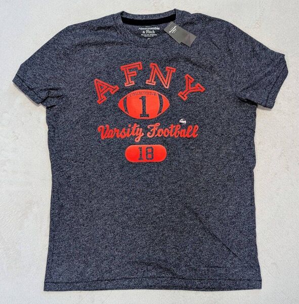 ☆新品・未使用☆Abercrombie & Fitch Tグラフィックシャツ XL