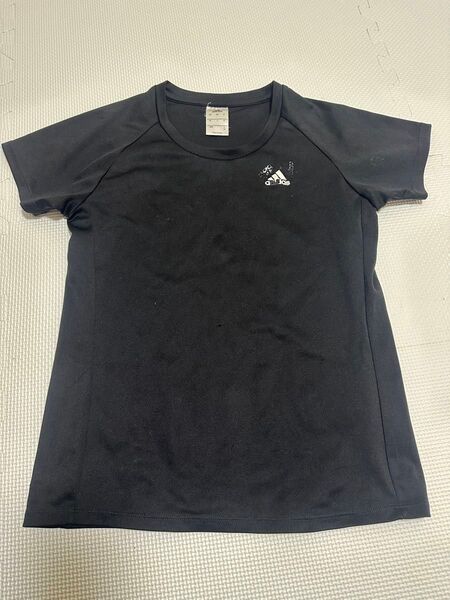 アディダス Tシャツ ブラック 半袖