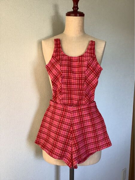美品 スイムウェア ワンピース水着 水着 女の子 7号 Sサイズ チェック 半ズボン