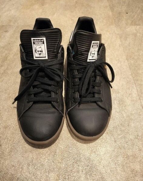 スニーカー adidas スタンスミス