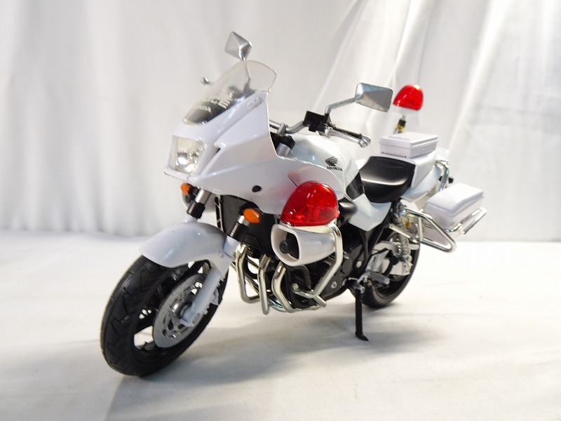 Yahoo!オークション -「白バイ cb1300」(ミニカー) の落札相場 Yahoo!オークション -「白バイ cb1300」(ミニカー) の落札相場