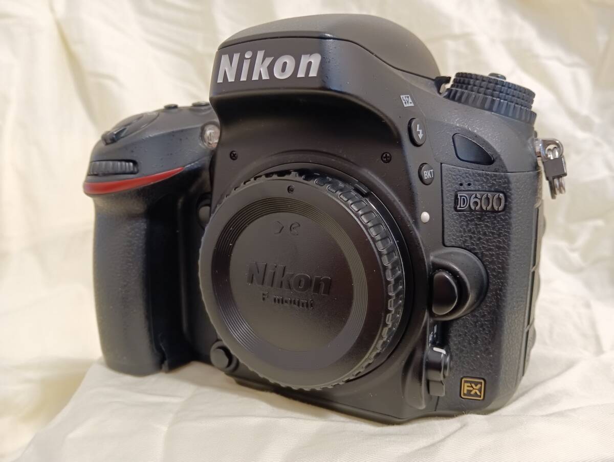 ☆超極上級☆ ニコン NIKON D600 ボディ|ニコン ☆超極上級☆ ニコン NIKON D600 ボディ|ニコン