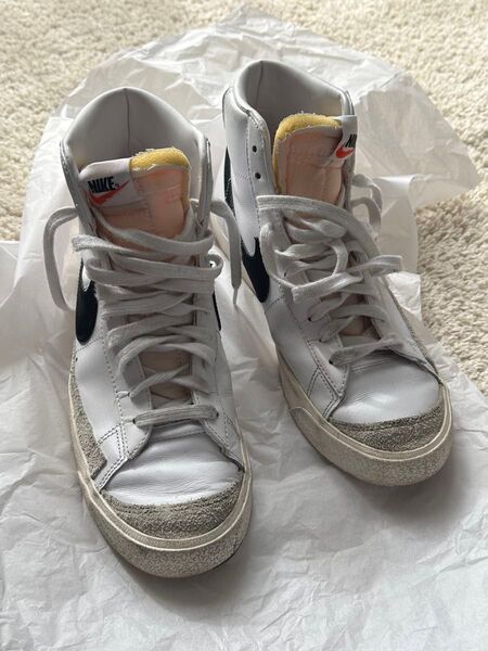NIKE BLAZER MID 77 VINTAGE