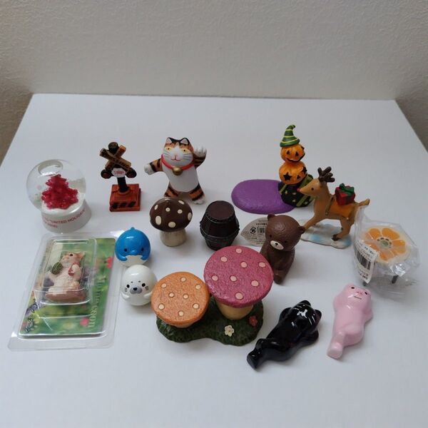 (中古品)ミニチュア 置物 猫 熊 クリスマス ハロウィン