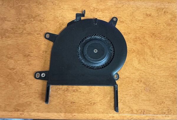 Macbook Pro A1708 Fan 純正品