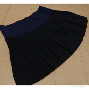 *theory theory Mini pleated skirt size 0 navy × black *USED beautiful goods click post .. shipping 