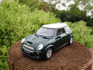 【送料450円】ミニクーパー ミニカー MINI MINI COOPERS 1/28 クーパーS 【郵便定形外】