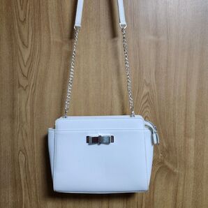 CHARLES & KEITH ショルダーバッグ
