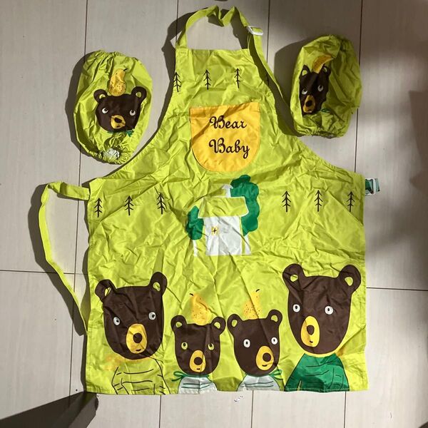 幼児用防水エプロン新品
