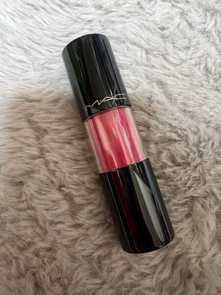 MAC バーシーカラーバーニッシュクリームリップステイン