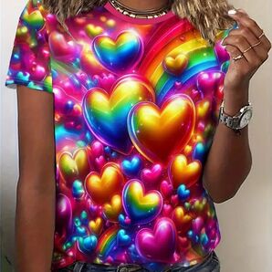 新品未使用 ハート総柄Tシャツ