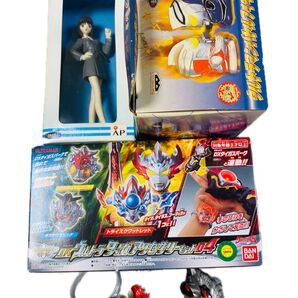 3点セットC円谷プロとセンチメンタルグラフティ フィギュアコレクションVol.1