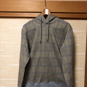 TAKEO KIKUCHI パーカー Mサイズ 新品