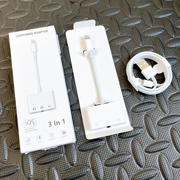 3イン1 Lightning - 3.5mmジャックヘッドホンアダプター