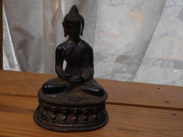 ネパール 仏像の値段と価格推移は？｜780件の売買情報を集計した 