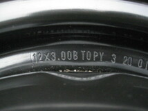b2569 ワゴンR MC22S テンパータイヤ T105/90D12 スペアタイヤ 応急タイヤ MC12S AZワゴン MJ22S MJ12S_画像4