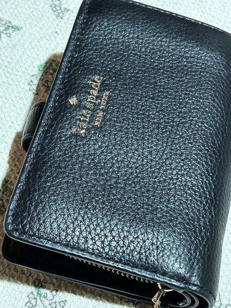 ブラック 財布 二つ折り財布 ケイトスペード
