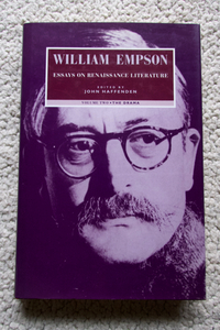 William Empson Essays on Renaissance Literature Volume 2, The Drama (Cambridge)ウィリアム・エンプソン 洋書