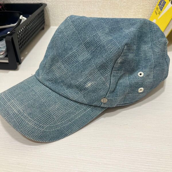 brown chair cap