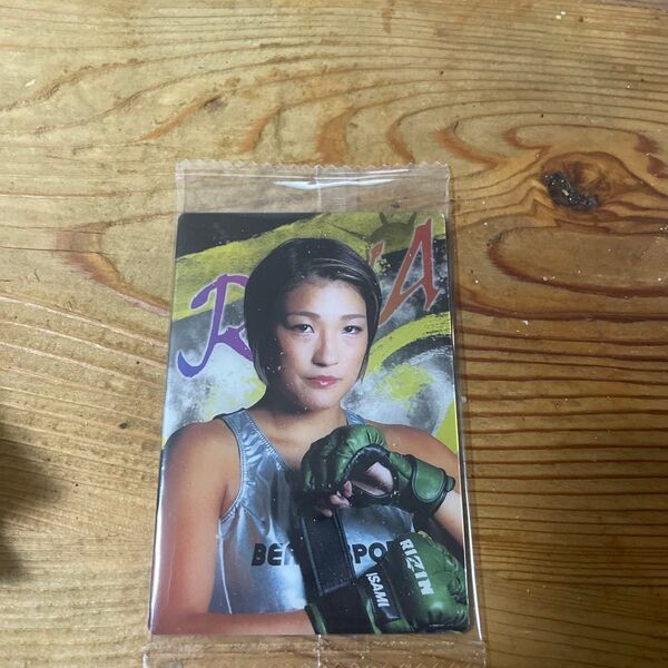 RIZINウエハースカード2 RENA