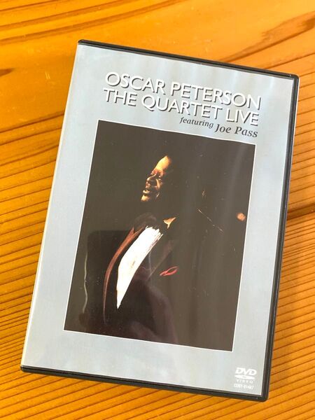 Oscar Peterson The Quartet Live featuring Joe Pass (DVD)