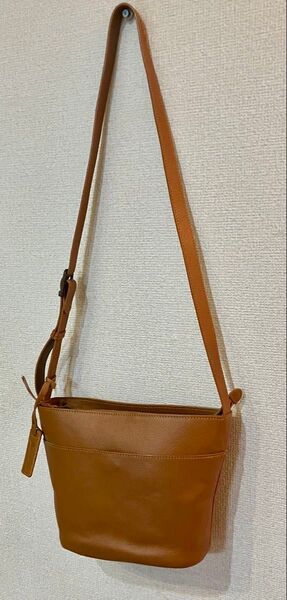 未使用品MOTHERHOUSEマザーハウス レザーショルダーバッグ