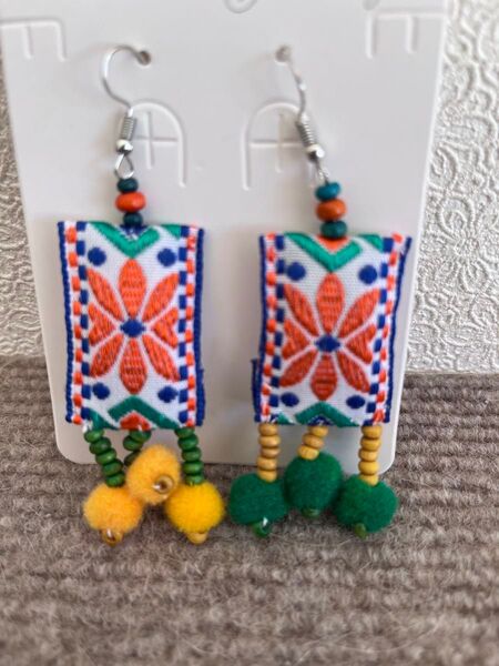 ピアス ハンドメイド アジアンアクセサリー