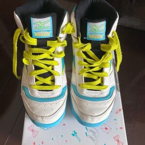 バスケシューズ