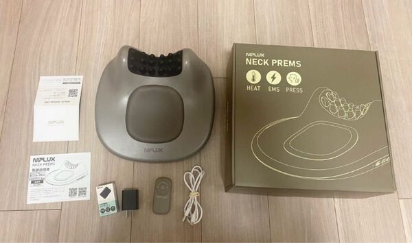 NIPLUX NECK PREMS(ネックプレミス) EMS 温熱 ストレッチ