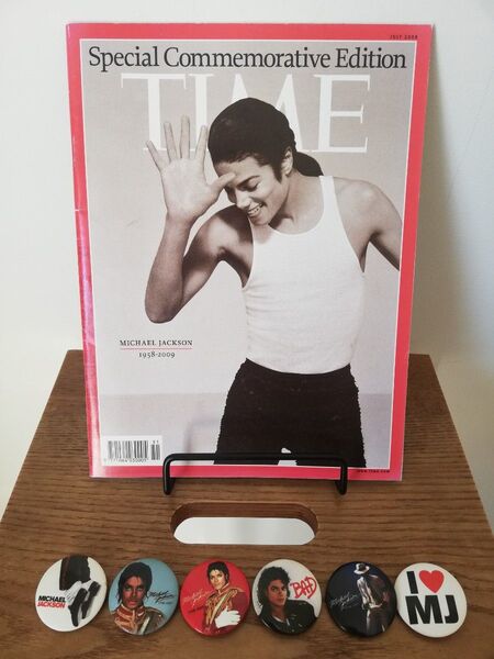雑誌 TIME 特集 マイケル・ジャクソン 2009年発行 バッチ付