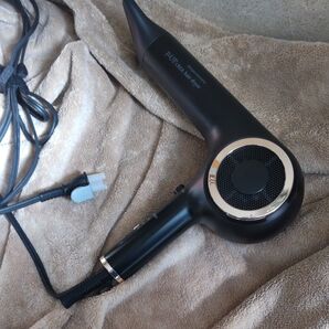 CREA hairdryer 黒
