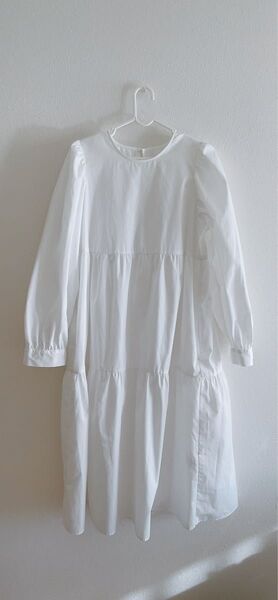 人気商品!値下げ!GU ティアードワンピース 長袖 ワンピース ナチュラル系 撮影アイテム