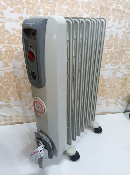 DeLonghi デロンギ H770812EFS オイルヒーター