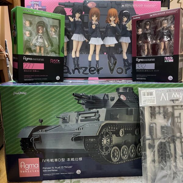 figma ガールズ&パンツァー まとめ売り Ⅳ号戦車D型 あんこうチーム 等