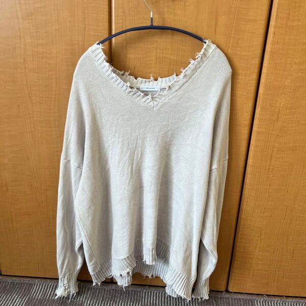 JEANASISダメージニット