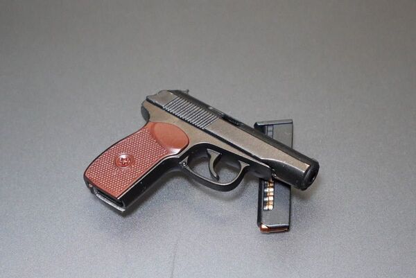 DAMTOYS Makarov PM 1/6 フィギュア用 マカロフPM ハンドガン 未使用 DAM 78097 日本未発売