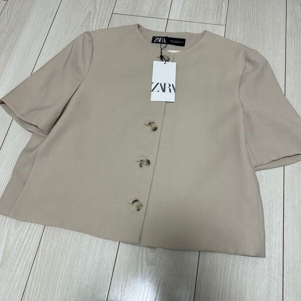 ZARA ラウンドネックブレザー