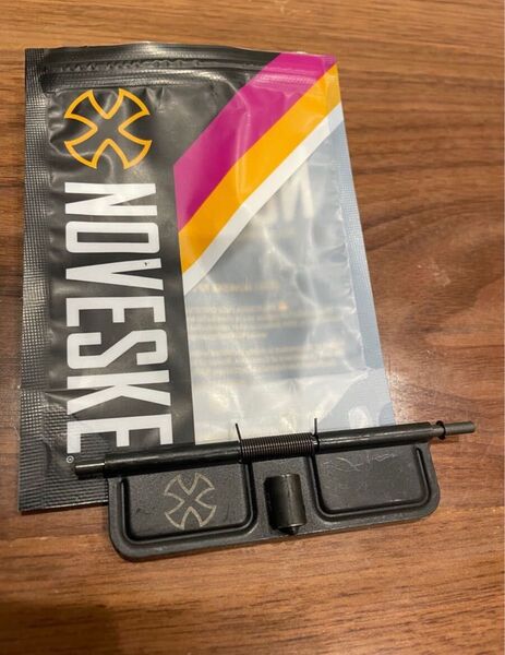 実物 NOVESKE ダストカバー