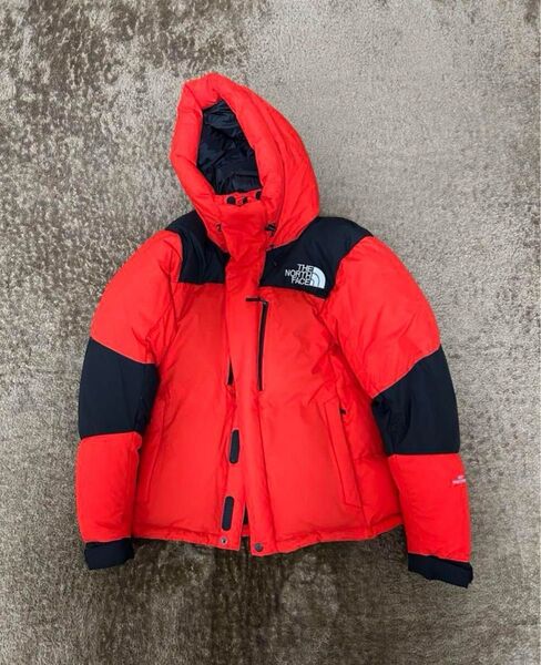 North Faceバルトロライトジャケット レッド