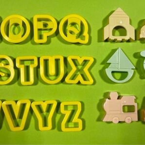 のりものクッキー抜き型パターン付(6個組)& アルファベットクッキー抜き型13個